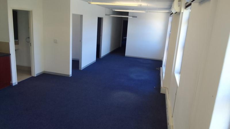 To Let commercial Property for Rent in Parow North Western Cape